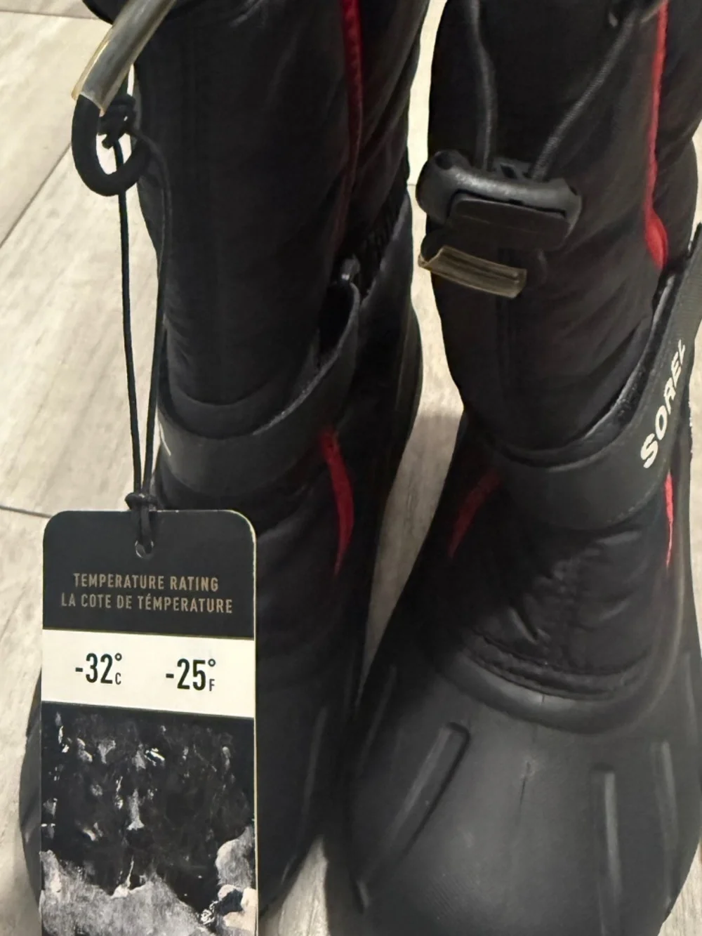 NEW SOREL Youth Flurry Snow Boots 7Y Black Bright Red -32C / -25F Waterproof
